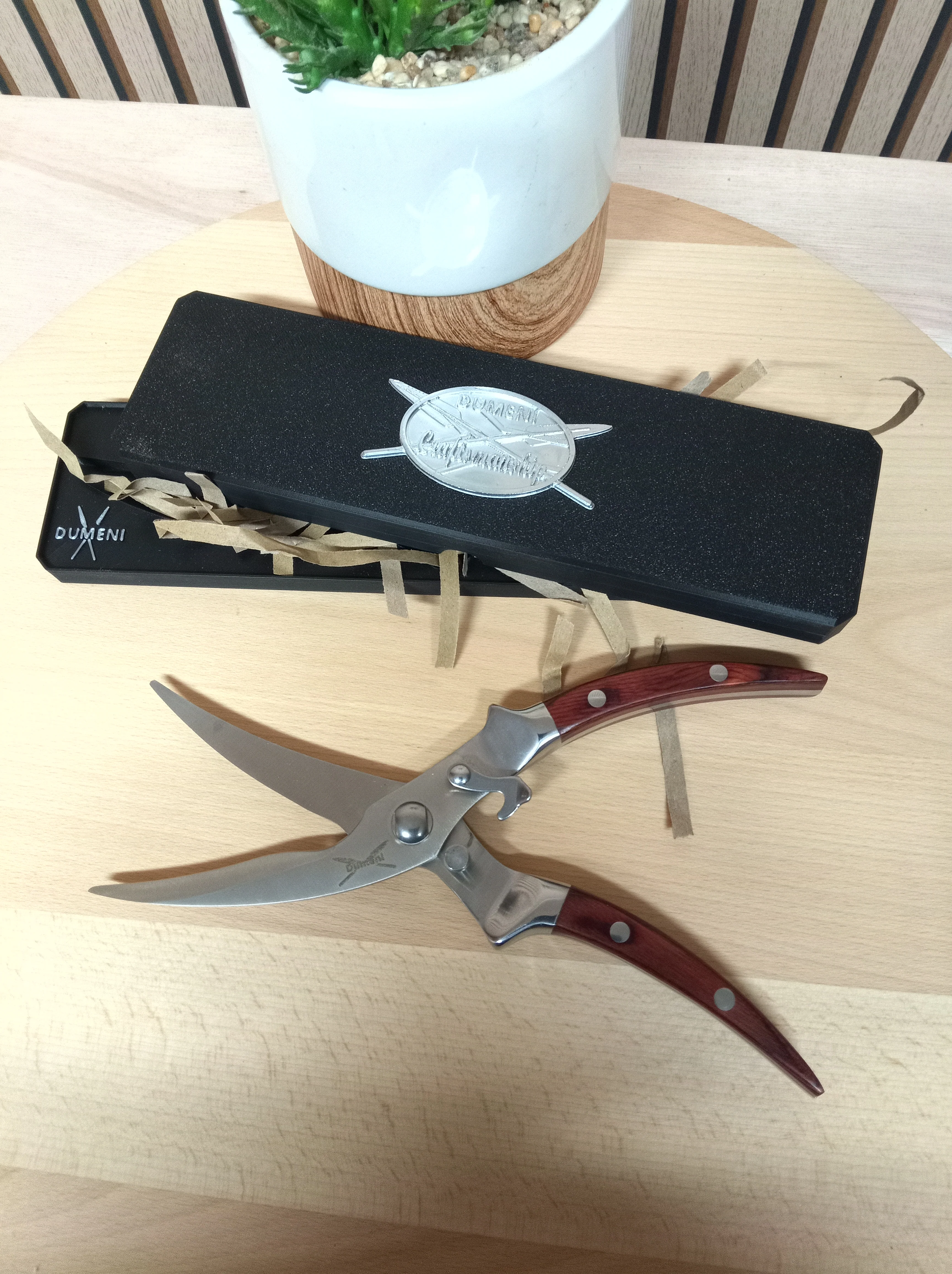 Dumeni Stainless Steel Biltong / kitchen Shears with Wooden Handles - Image 7