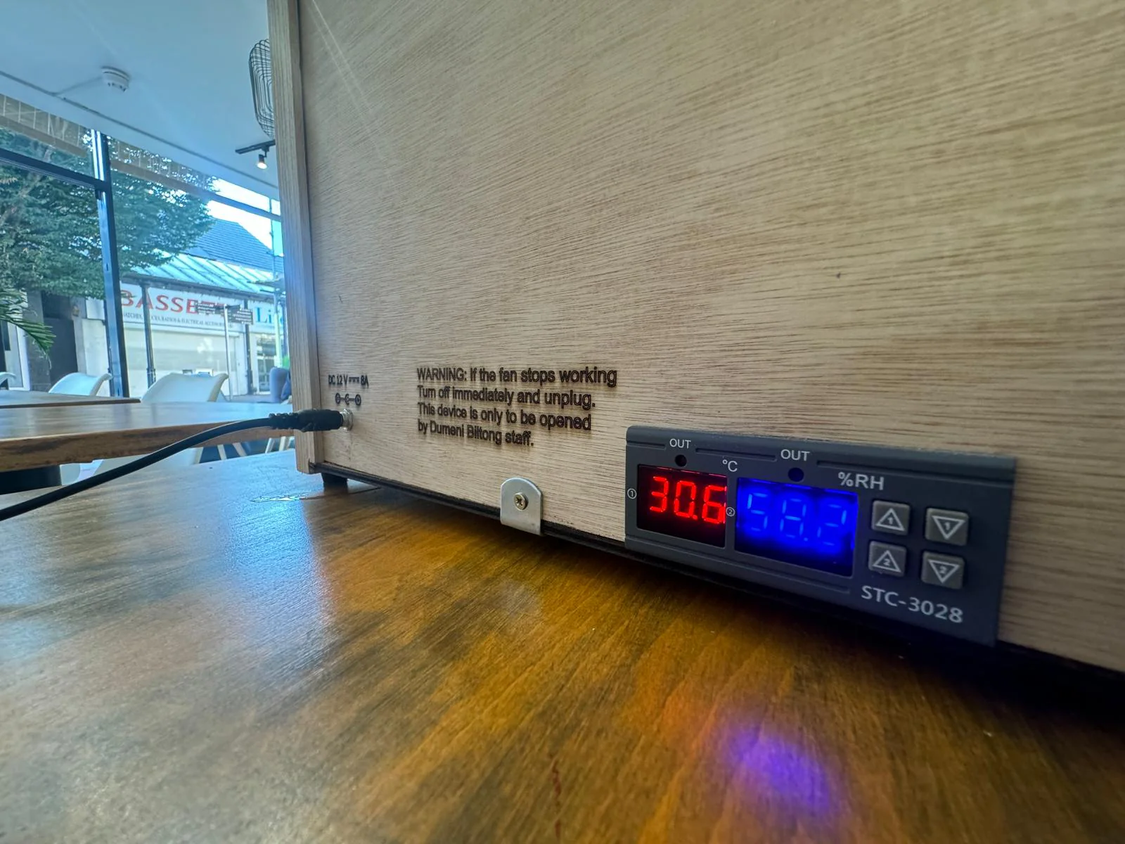 Large Dumeni Ultimate Biltong and Dry Wors Maker - Image 7